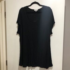 Avenue Black Relaxed Flutter Sleeve T-Shirt